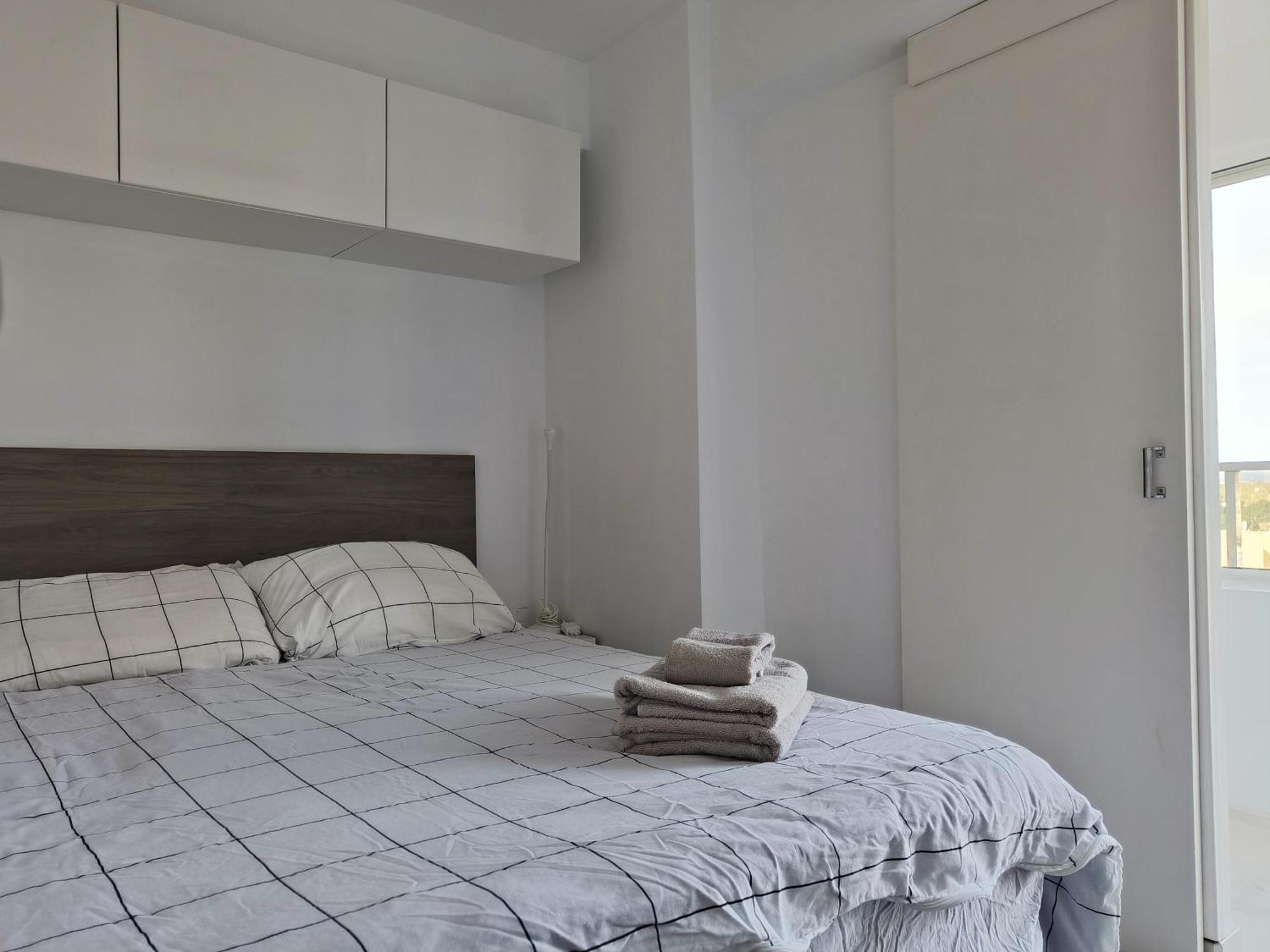 Apartment 1 Bedroom *